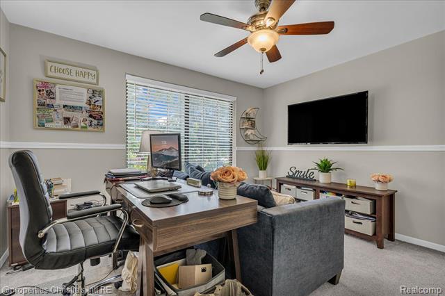 Builiding view twenty two for 26216 Summerdale, Southfield, MI. 48033