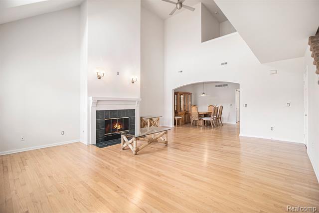 Builiding view seven for 1441 S Main, Royal Oak, MI. 48067