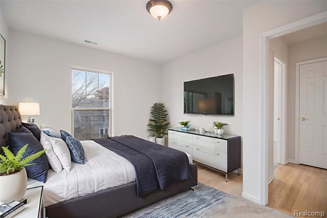 Builiding view thirteen for 1441 S Main, Royal Oak, MI. 48067