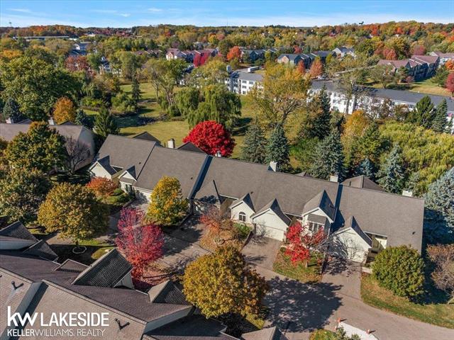 Builiding view eight for 24543 Martel, Farmington, MI. 48335