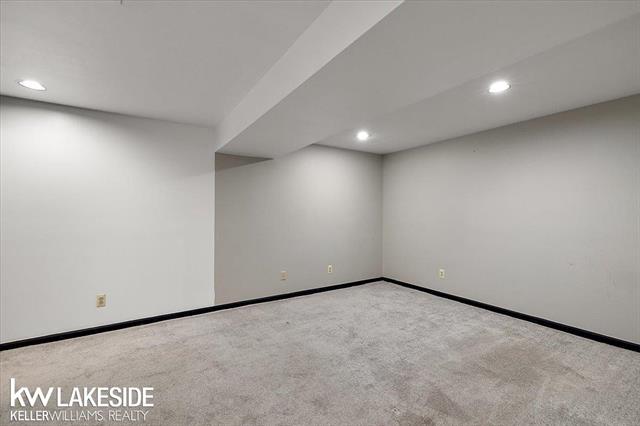 Builiding view fifty six for 24543 Martel, Farmington, MI. 48335