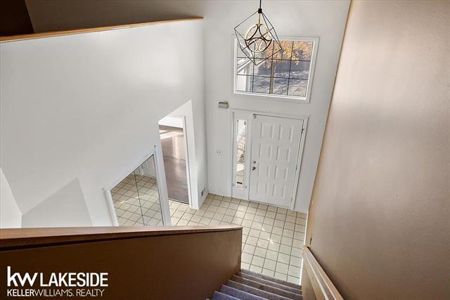 Builiding view forty one for 24543 Martel, Farmington, MI. 48335