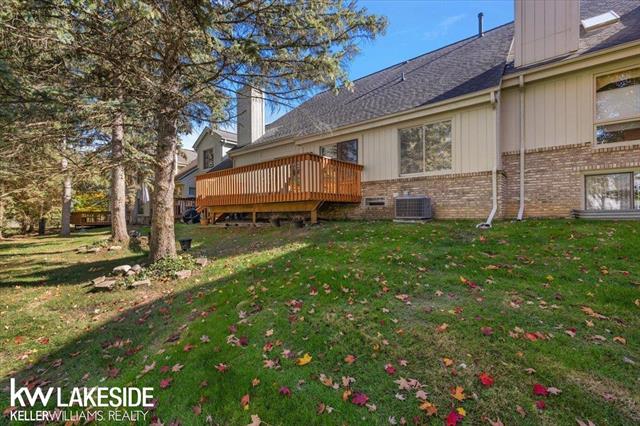 Builiding view seven for 24543 Martel, Farmington, MI. 48335