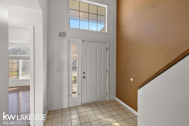 Builiding view thirteen for 24543 Martel, Farmington, MI. 48335