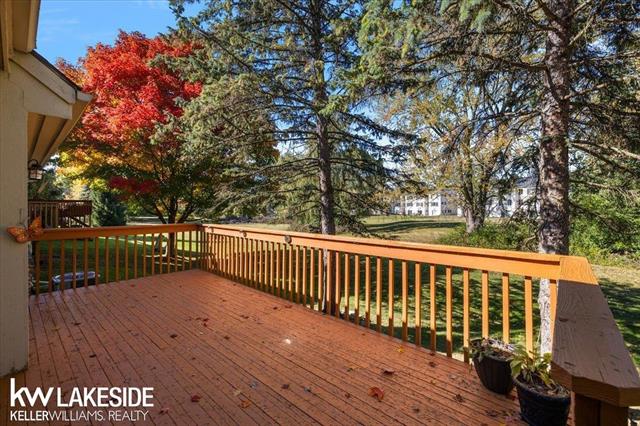 Builiding view two for 24543 Martel, Farmington, MI. 48335