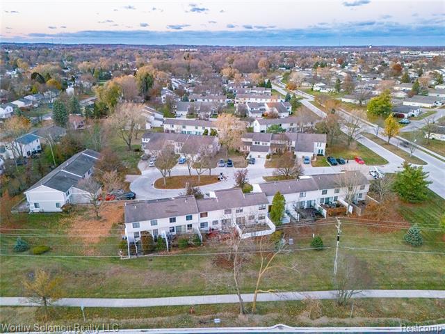 Builiding view thirty eight for 22415 Cranbrooke, Novi, MI. 48375