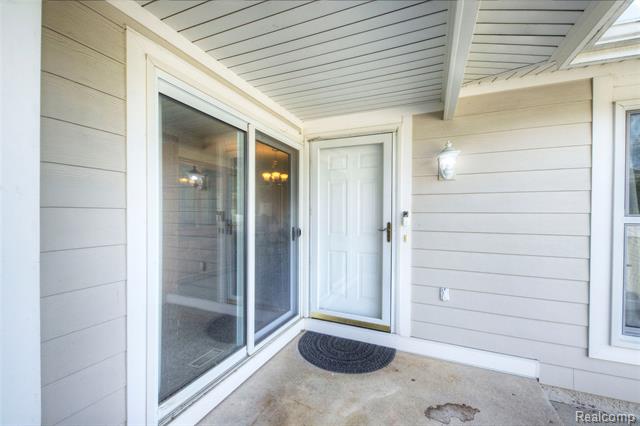 Builiding view one for 22727 Cortes, Novi, MI. 48375