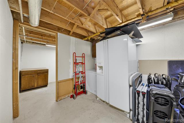 Builiding view twenty one for 22727 Cortes, Novi, MI. 48375