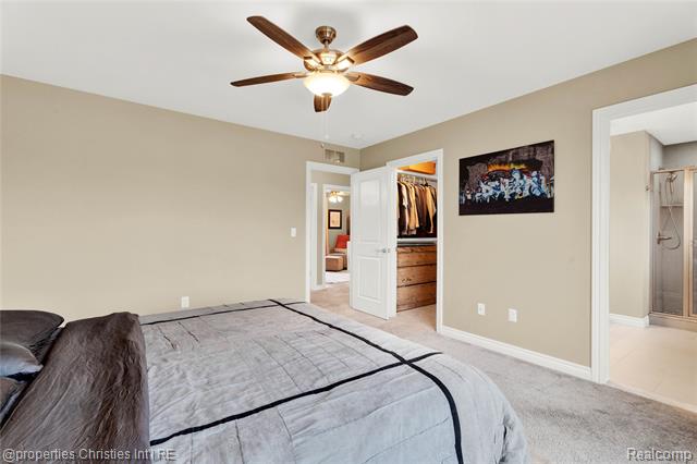 Builiding view eighteen for 2320 Hamata, Ferndale, MI. 48220