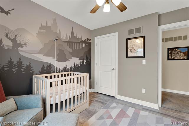 Builiding view twenty two for 2320 Hamata, Ferndale, MI. 48220