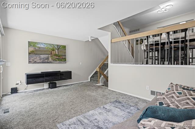 Builiding view eighteen for 39455 Country, Novi, MI. 48375