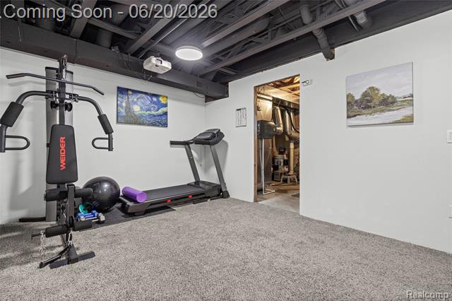 Builiding view thirty four for 39455 Country, Novi, MI. 48375