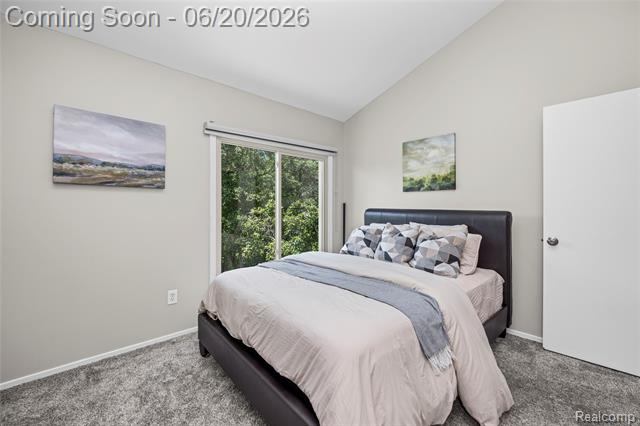 Builiding view twenty for 39455 Country, Novi, MI. 48375
