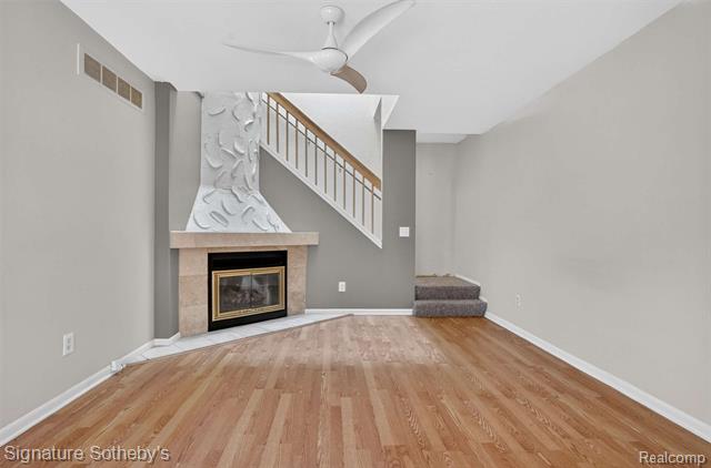 Builiding view eight for 22050 Edgewater, Novi, MI. 48375