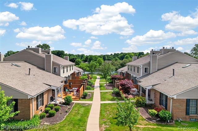 Builiding view forty one for 22050 Edgewater, Novi, MI. 48375