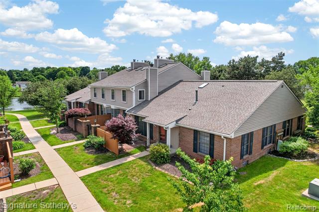 Builiding view forty for 22050 Edgewater, Novi, MI. 48375
