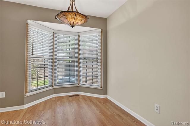 Builiding view thirteen for 22050 Edgewater, Novi, MI. 48375