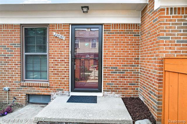 Builiding view two for 22050 Edgewater, Novi, MI. 48375