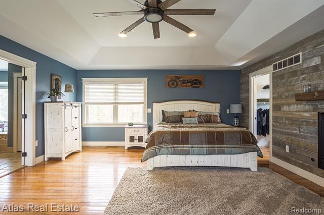 Builiding view fifty eight for 2716 Lake George, Leonard, MI. 48367