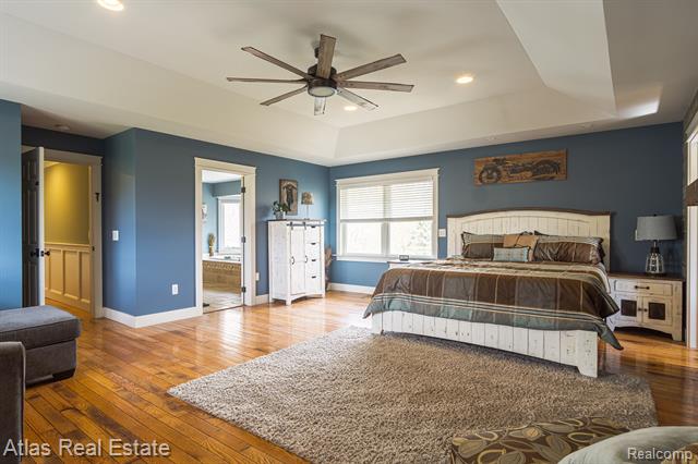 Builiding view fifty nine for 2716 Lake George, Leonard, MI. 48367