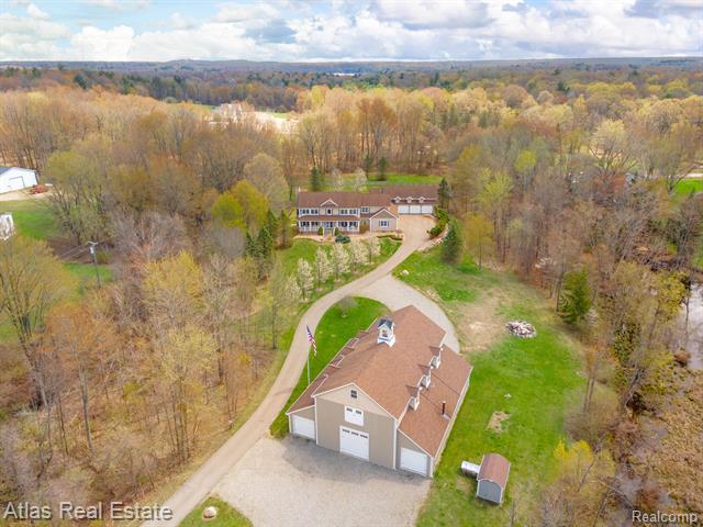 Builiding view five for 2716 Lake George, Leonard, MI. 48367