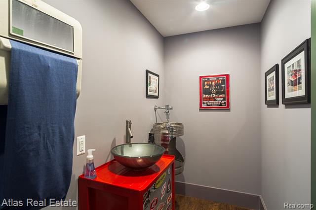 Builiding view ninety five for 2716 Lake George, Leonard, MI. 48367