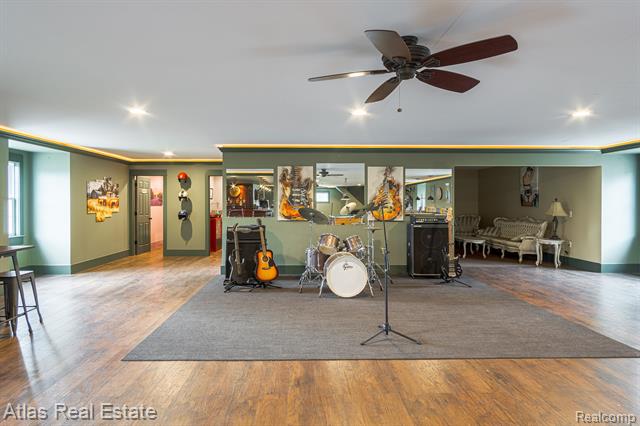 Builiding view ninety two for 2716 Lake George, Leonard, MI. 48367