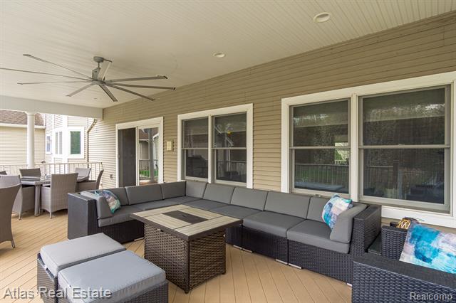 Builiding view seventeen for 2716 Lake George, Leonard, MI. 48367