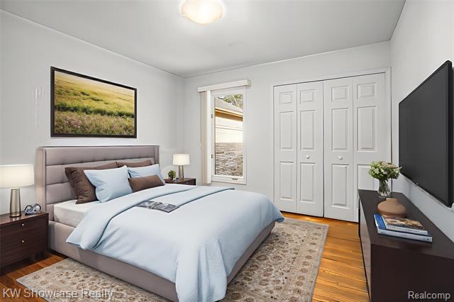 Builiding view fourteen for 21971 Lancrest, Farmington, MI. 48335