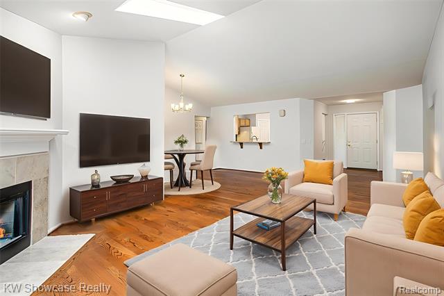 Builiding view six for 21971 Lancrest, Farmington, MI. 48335