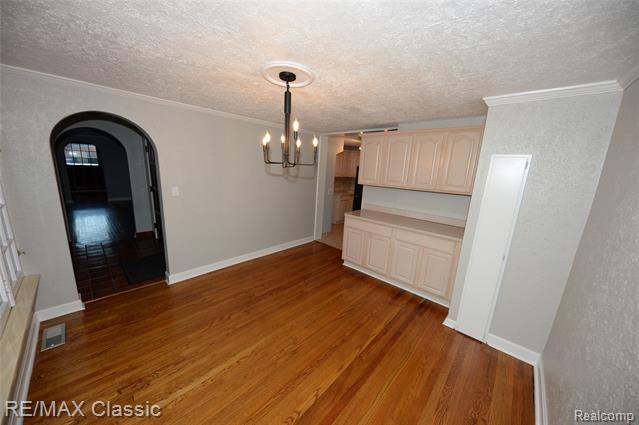 Builiding view eight for 1060 Wimbleton, Birmingham, MI. 48009