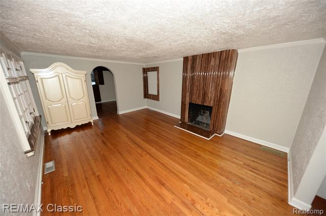 Builiding view three for 1060 Wimbleton, Birmingham, MI. 48009