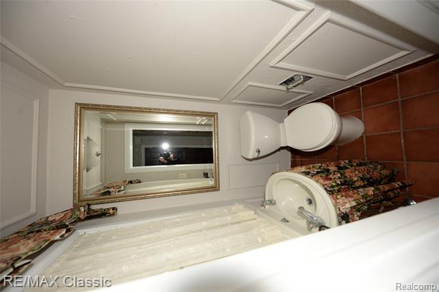 Builiding view twelve for 1060 Wimbleton, Birmingham, MI. 48009