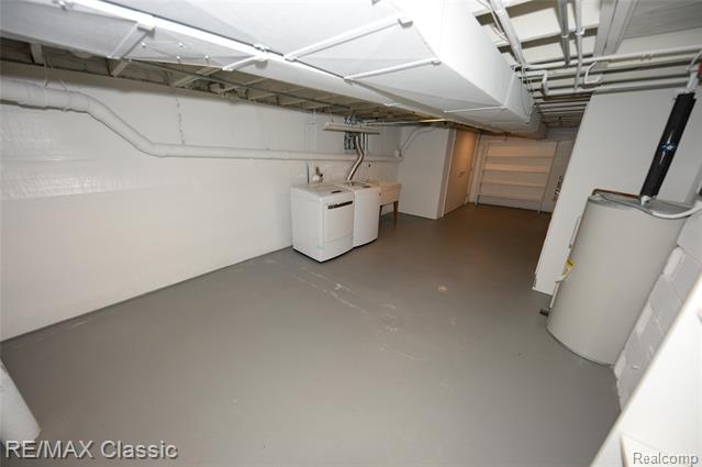 Builiding view twenty four for 1060 Wimbleton, Birmingham, MI. 48009