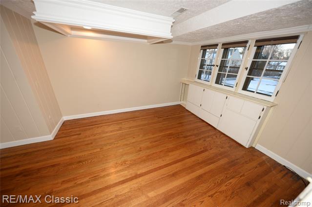 Builiding view twenty for 1060 Wimbleton, Birmingham, MI. 48009