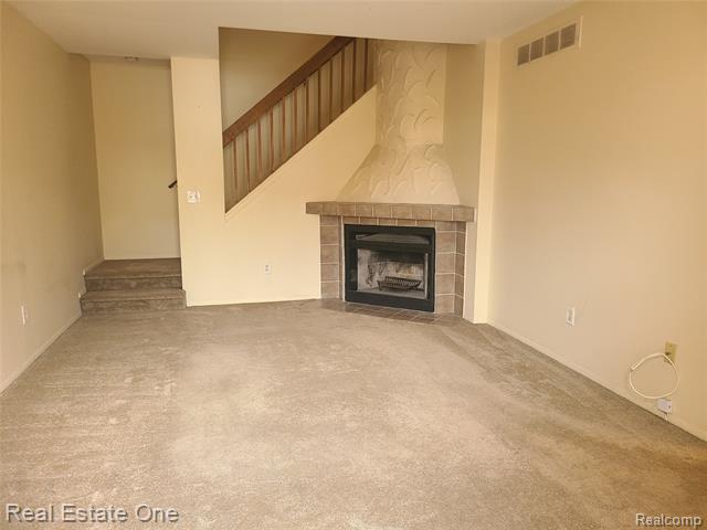 Builiding view one for 38872 Country, Farmington, MI. 48331