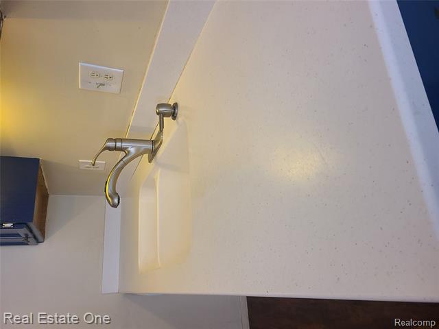 Builiding view seven for 38872 Country, Farmington, MI. 48331