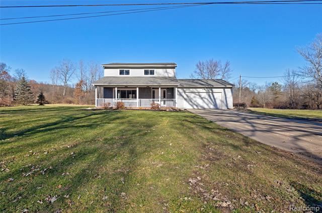 Builiding view fifty two for 3092 Groveland, Ortonville, MI. 48462