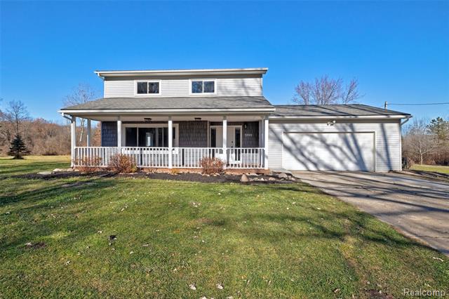 Builiding view one for 3092 Groveland, Ortonville, MI. 48462