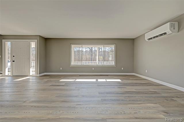 Builiding view seven for 3092 Groveland, Ortonville, MI. 48462