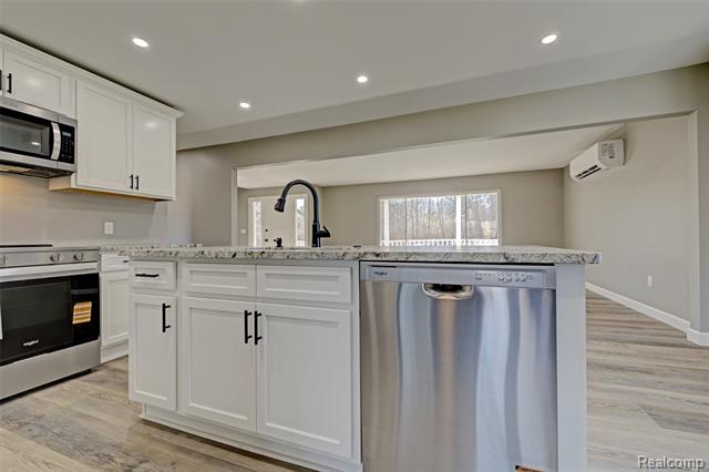 Builiding view twelve for 3092 Groveland, Ortonville, MI. 48462