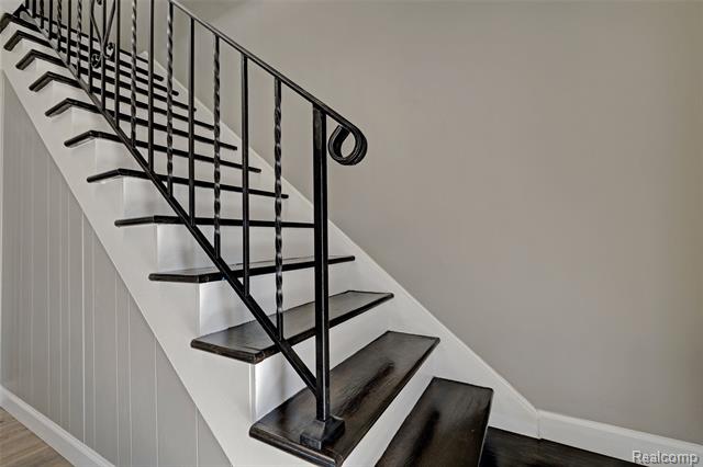 Builiding view twenty two for 3092 Groveland, Ortonville, MI. 48462