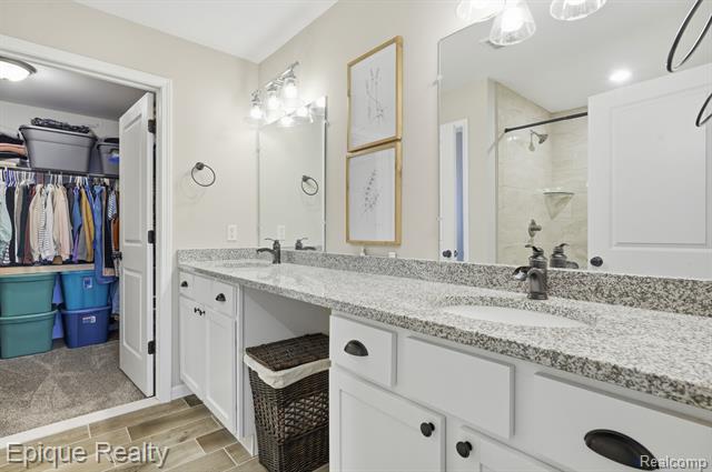 Builiding view eighteen for 2153 Rolling Hills, Holly, MI. 48442