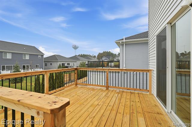 Builiding view thirty five for 2153 Rolling Hills, Holly, MI. 48442