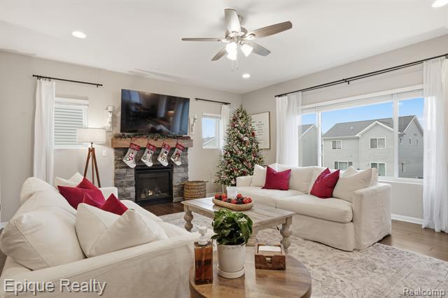 Builiding view three for 2153 Rolling Hills, Holly, MI. 48442