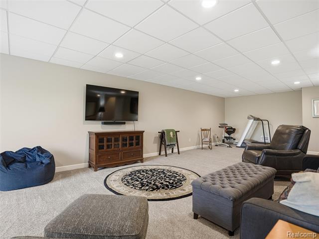 Builiding view twenty eight for 5211 Belmonte, Rochester, MI. 48306
