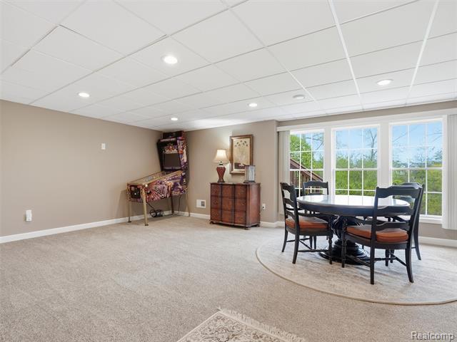 Builiding view twenty seven for 5211 Belmonte, Rochester, MI. 48306