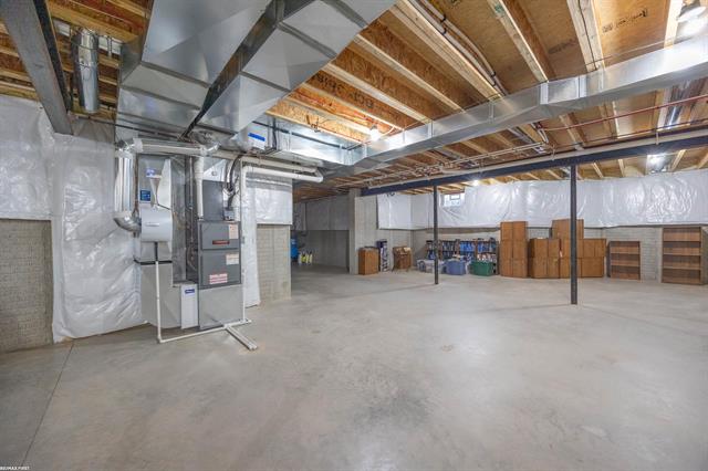 Builiding view fifty eight for 4376 Lancaster, Clarkston, MI. 48348