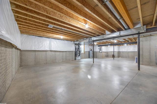 Builiding view fifty five for 4376 Lancaster, Clarkston, MI. 48348