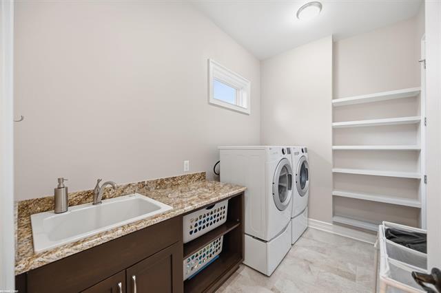 Builiding view forty five for 4376 Lancaster, Clarkston, MI. 48348